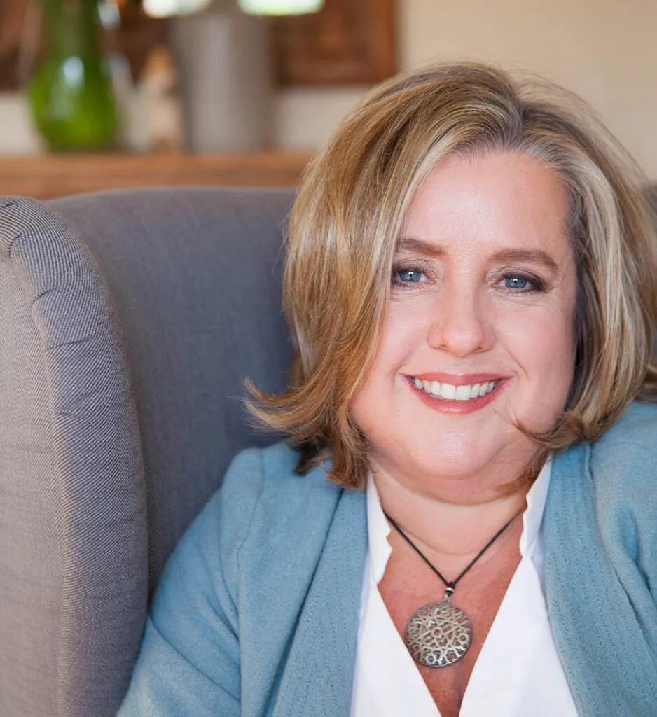 Janine Moran, experienced relationship, family and individual therapist in Canberra at YMU