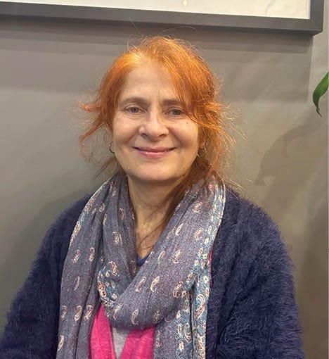 Nicola Carter, Clinical Psychologist, and experienced family and couple therapist on-line at YMU