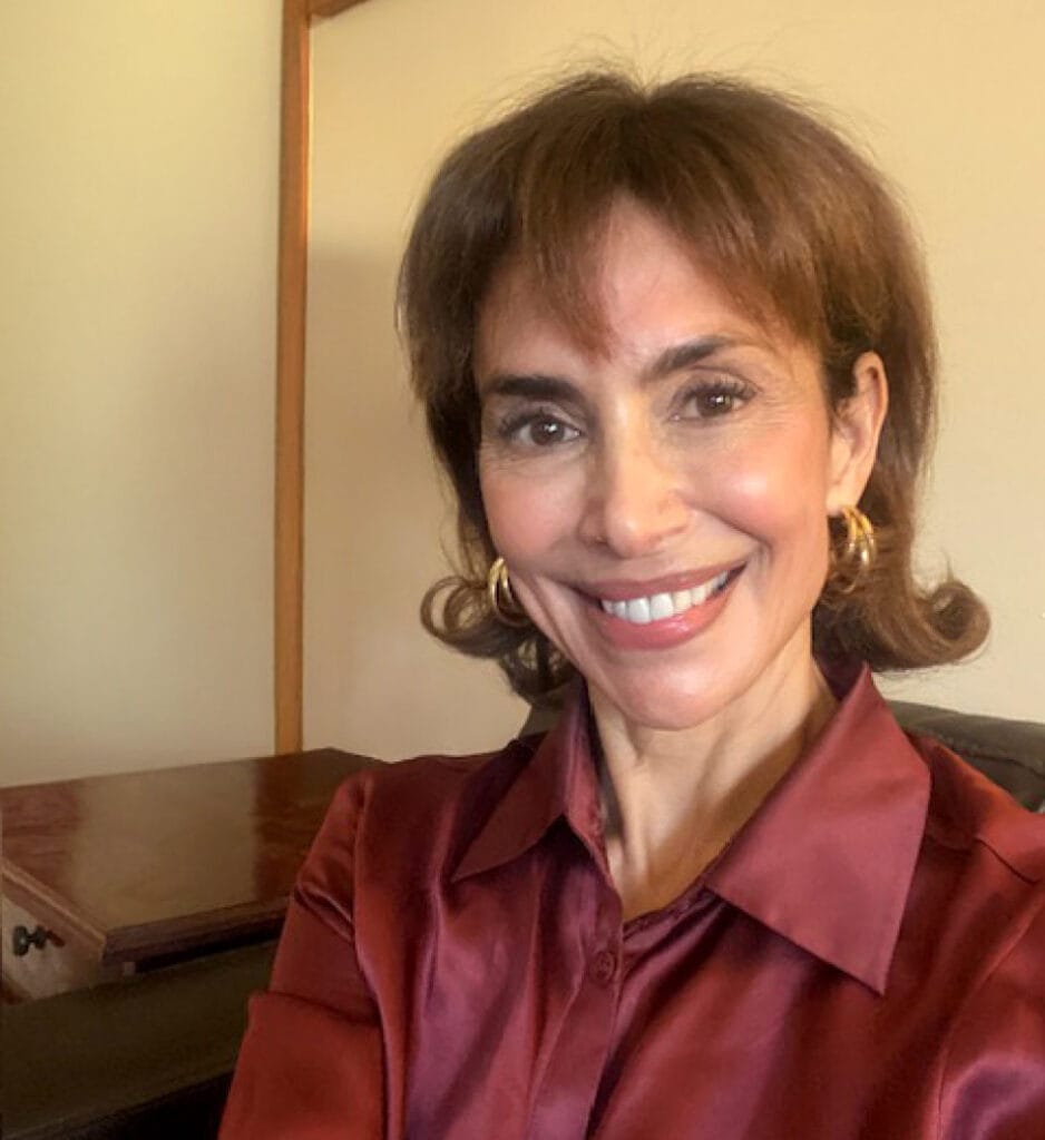 Jeanette Holland is an accredited EFT therapist and experienced relationship and individual therapist based in Canberra at YMU.